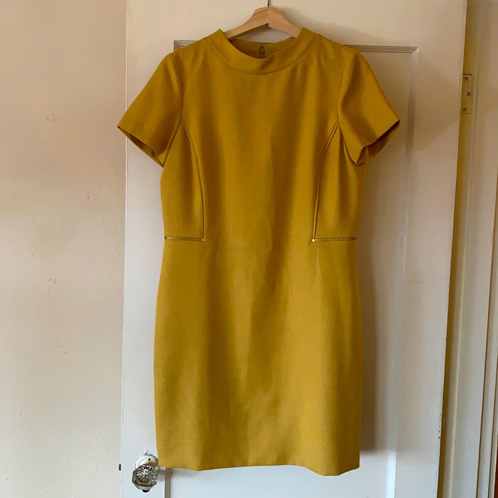 Tahari Vintage-inspired yellow dress